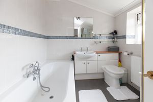 En-Suite- click for photo gallery